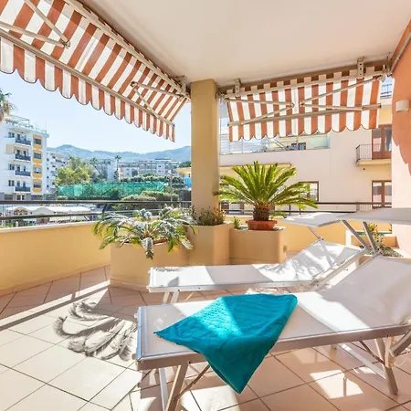 Sorrentovibes - Conny's House Daire *
